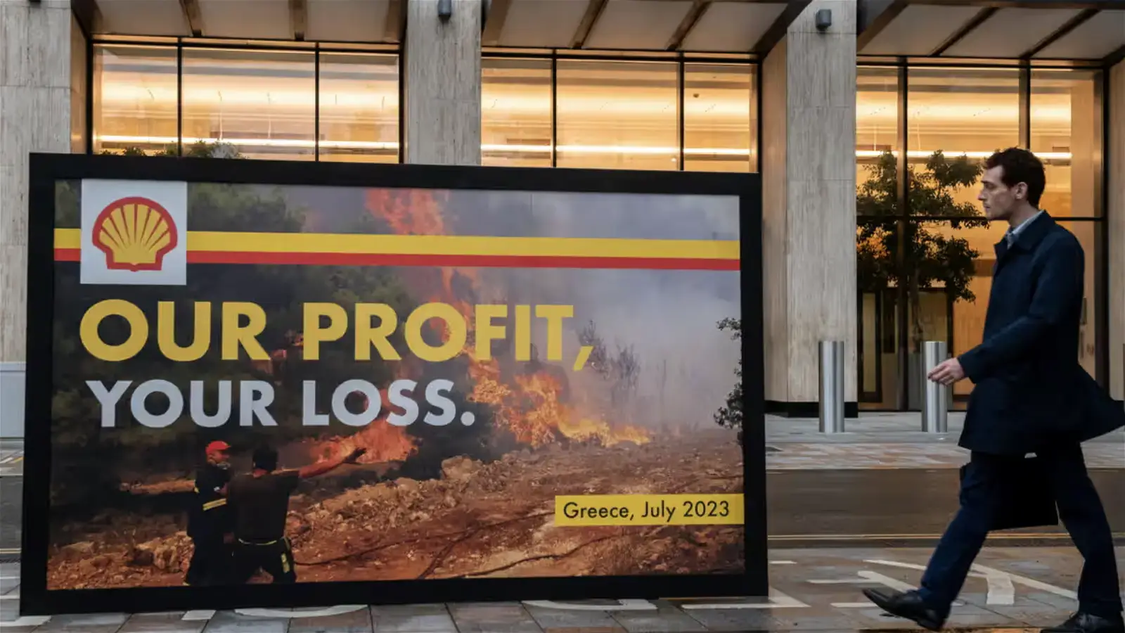 Shell signals retreat from carbon offsetting