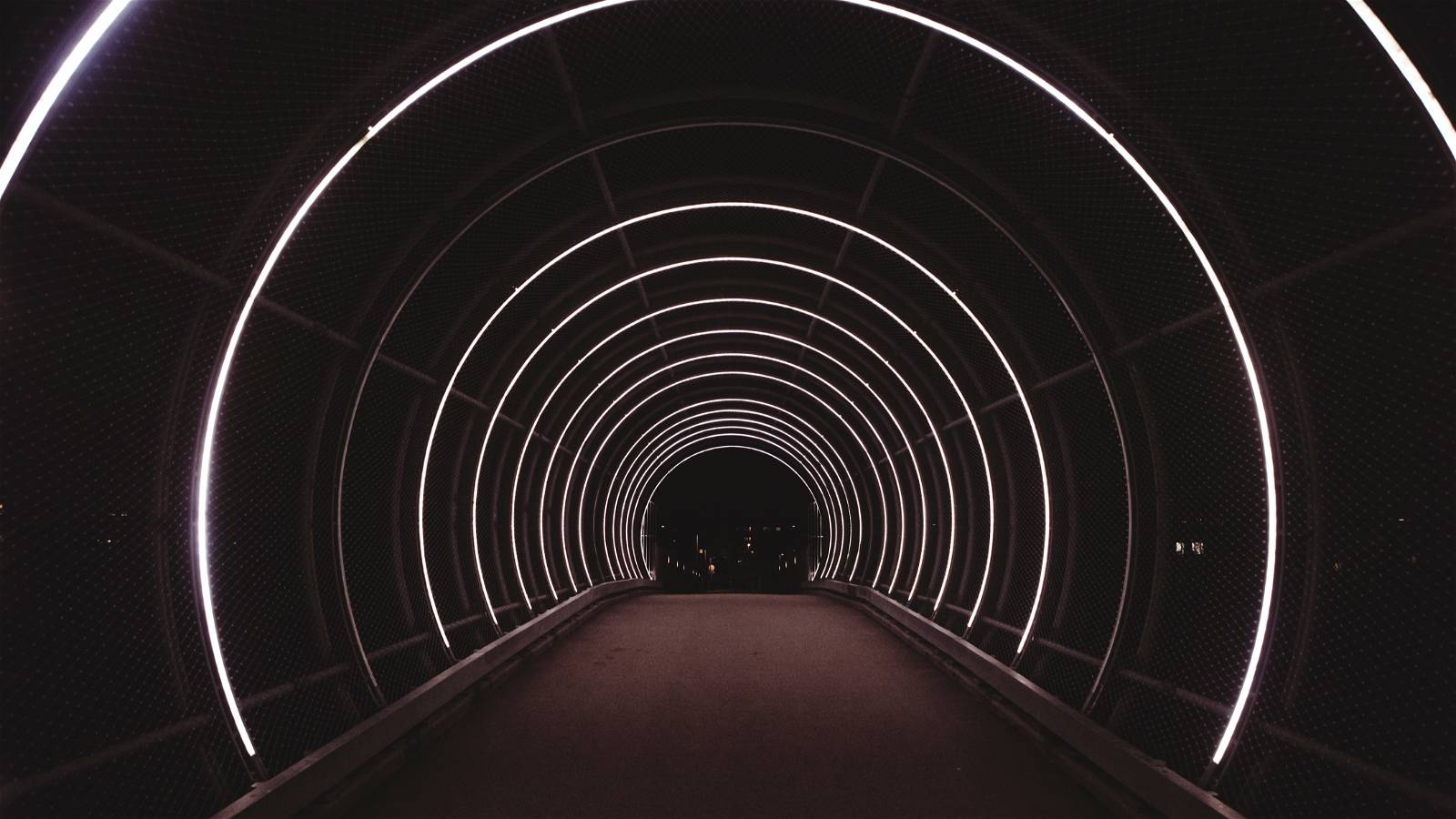 Is carbon tunnel vision real?