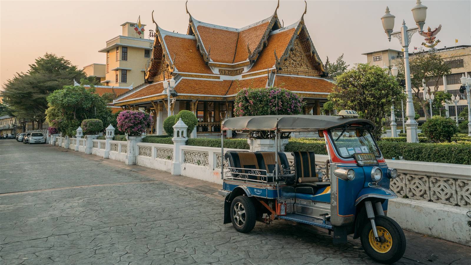 Thailand: 100 percent electric vehicles by 2035 – with a twist