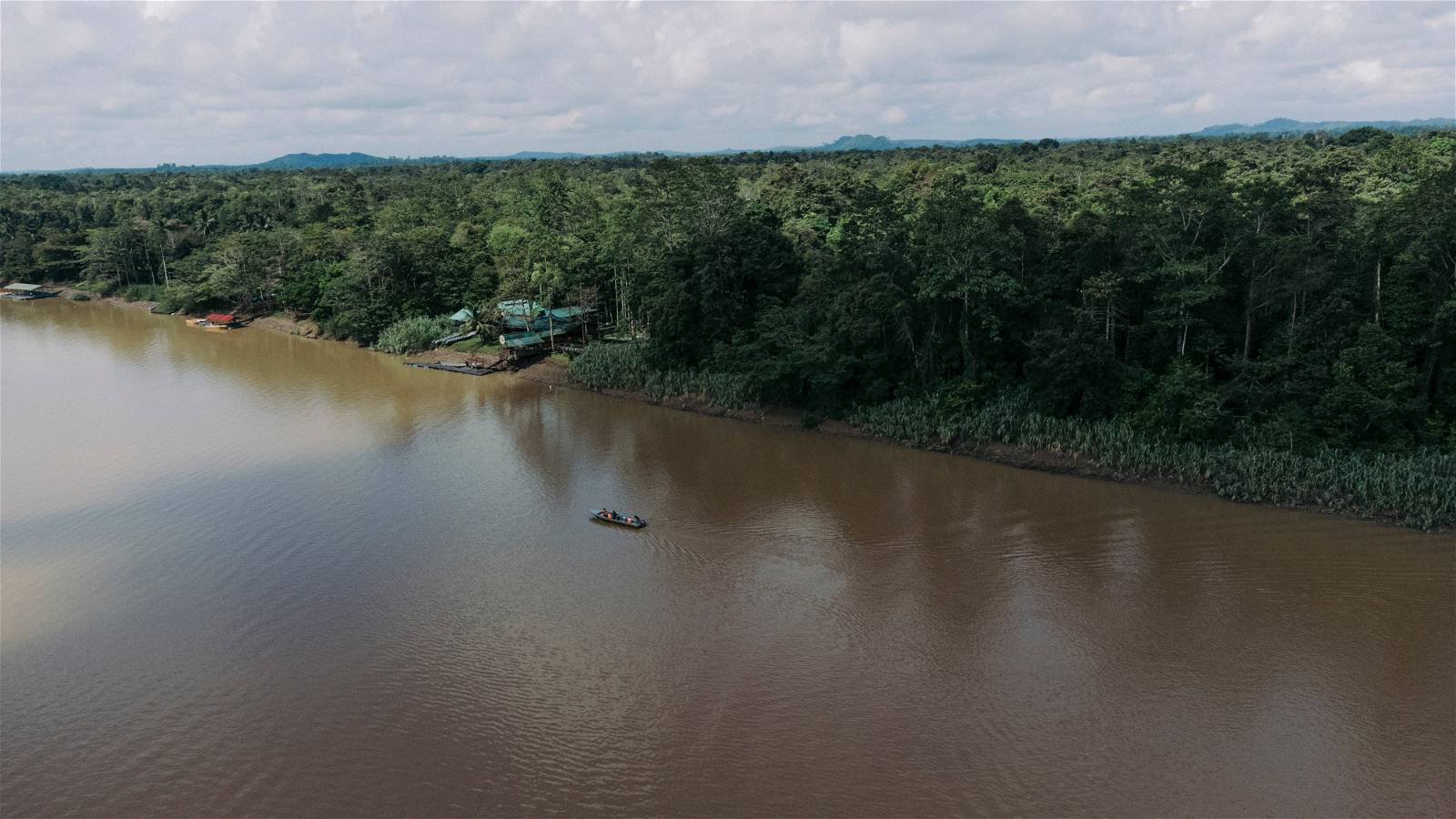 Balancing rainforest conservation and resource exploitation: a complex debate around the Yasuní National Park