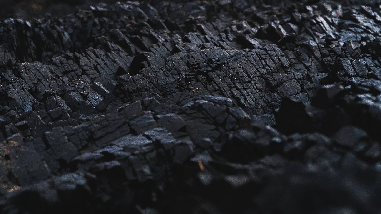 Examining the pros and cons of coal as an energy source
