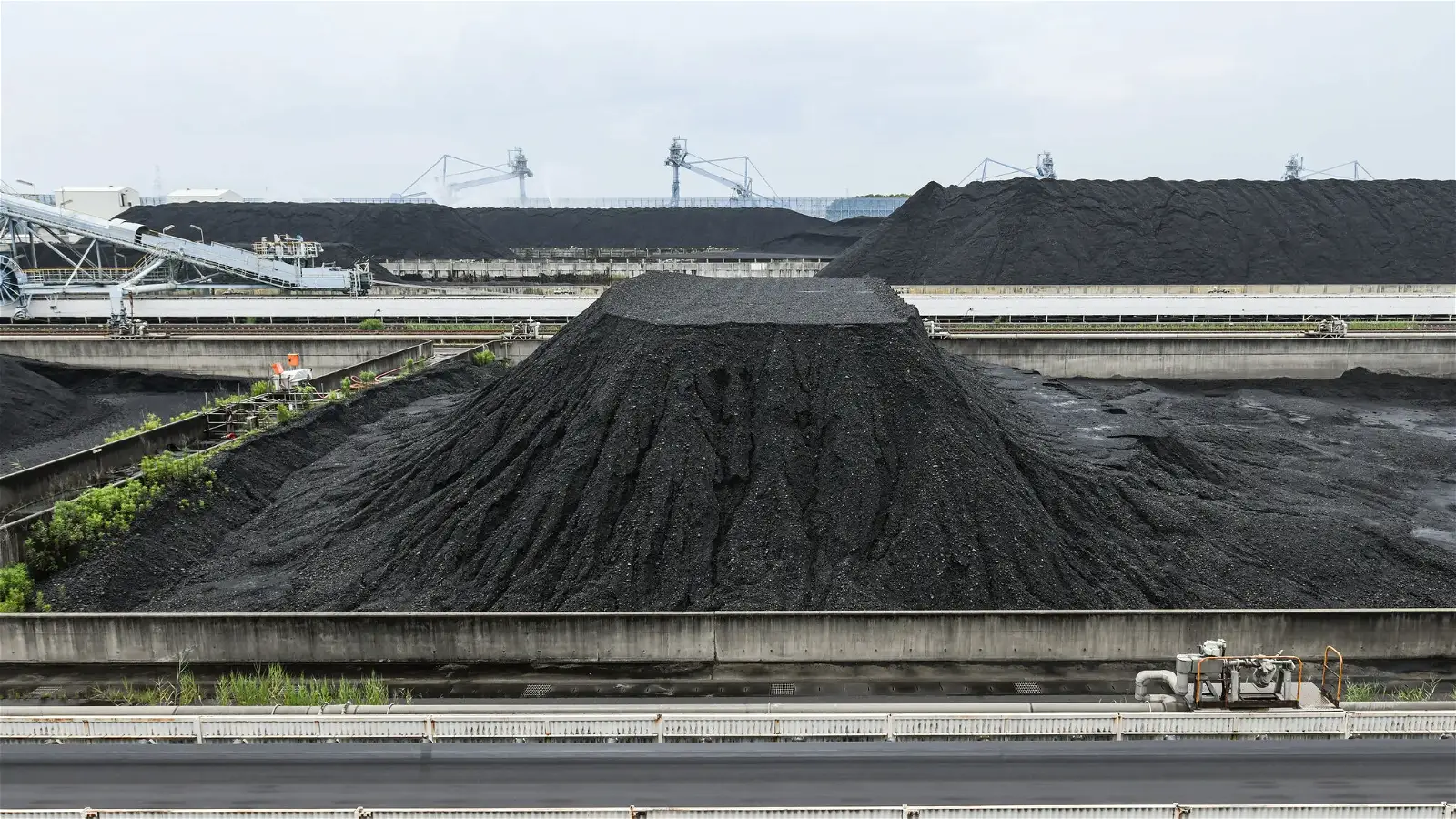 Japan is trying to use ammonia to make coal cleaner