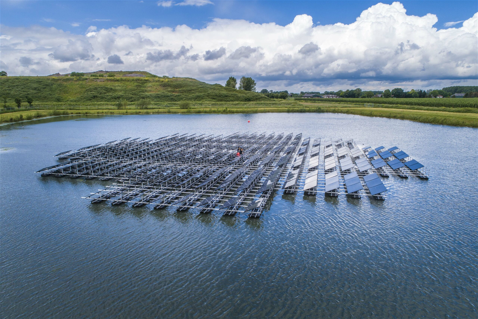 Figure 4: Waterschap Rivierenland’s floating solar project, INNOZOWA, in the Netherlands